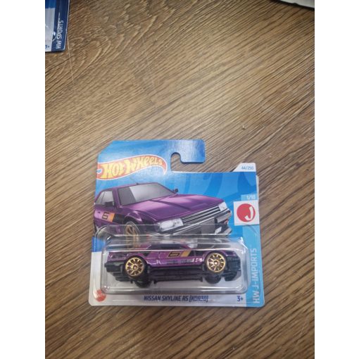 hot wheels nissan skyline rs (kdr30)