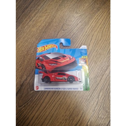 hot wheels lamborghini huracán lp-620-2 super trofoe