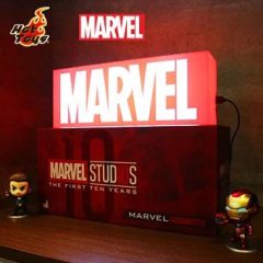   Hot Toys Marvel Studios The First Ten Years Light Box Japan Hot Toys Marvel